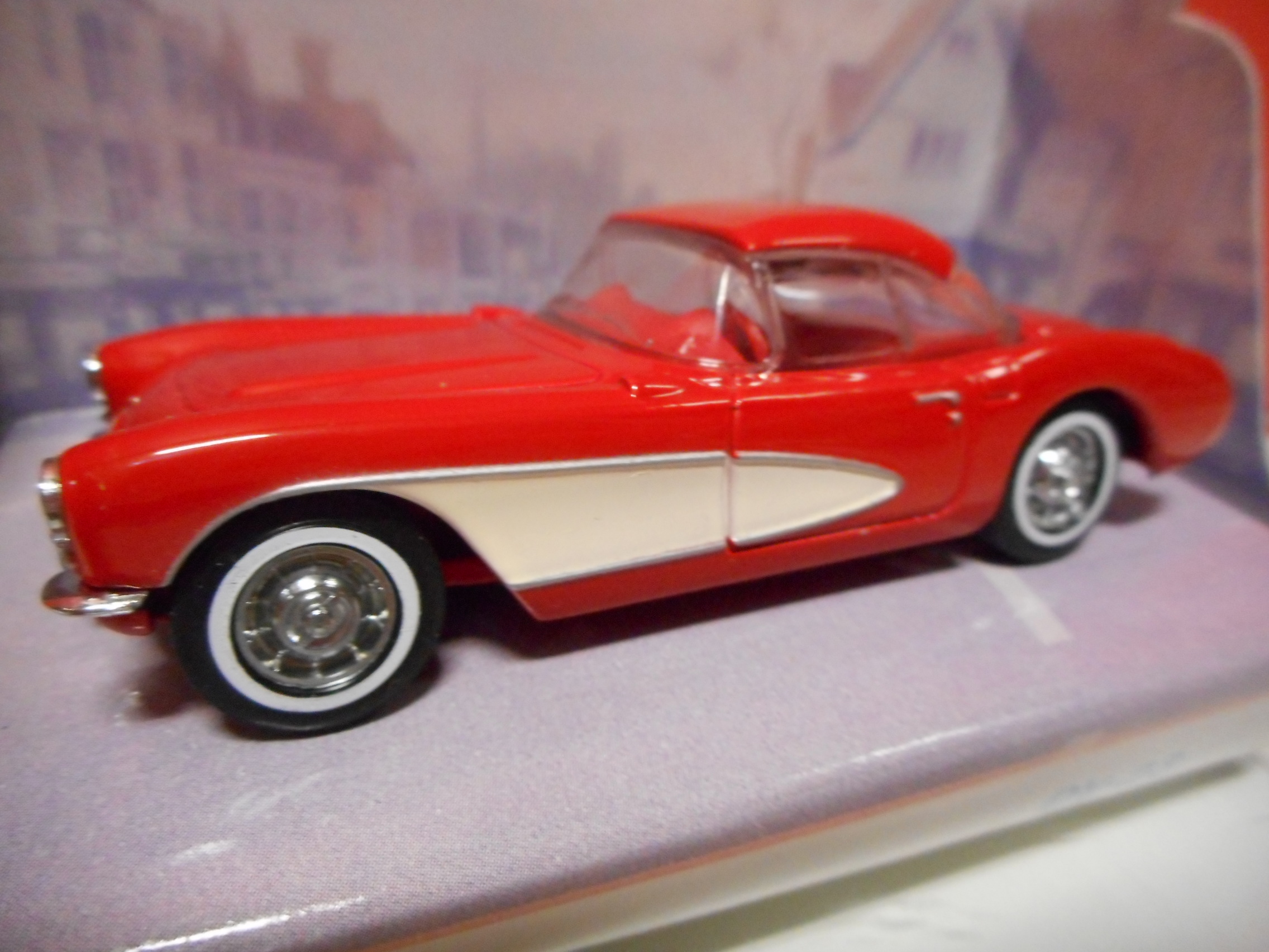 Dinky Collection DY-23 Chevrolet Corvette 1956