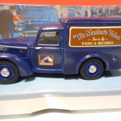 Dinky Collection DY-8 Commer 'His Masters Voice'