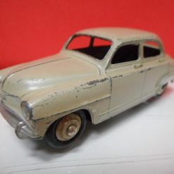 DINKY TOYS 24U SIMCA ARONDE TYPE 2 1956