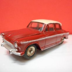 DINKY TOYS 544 SIMCA ARONDE 1959