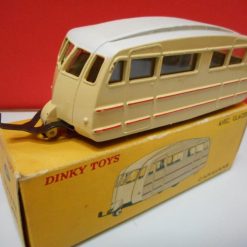 DINKY TOYS 811 CARAVANE (AVEC GLACES)