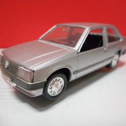 GAMA 1158 OPEL CORSA SEDAN