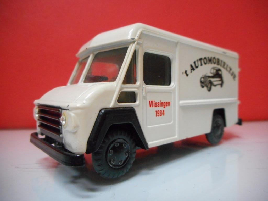 LION TOYS COMMER 'T AUTOMOBIELTJE VLISSINGEN 1984