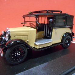 Oxford AT 007 Austin low loader taxi