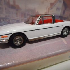 Triumph Stag Dinky Collection DY-28 1969